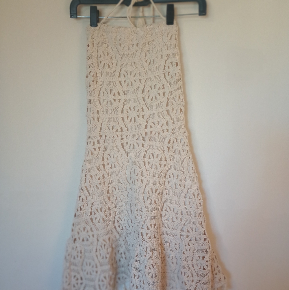 ILLA ILLA Crochet Halter Dress With Tassels Tie. Size Small